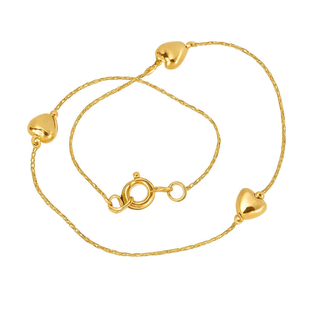 Children's anklet - gold plated with gold hearts, 21.5cm long, perfect for everyday wear and special occasions.