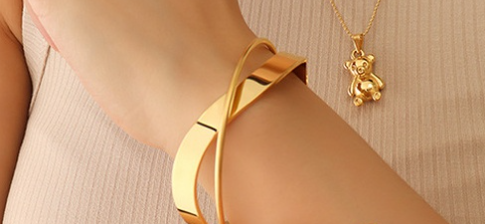 Children's, Teens' and Mothers' Bangles:  Surgical Steel, Gold IP,  Bangle with Gift Box