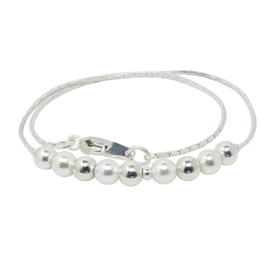 Children's anklet featuring silver plated chain with faux pearls and silver balls, 21cm long, perfect for kids.