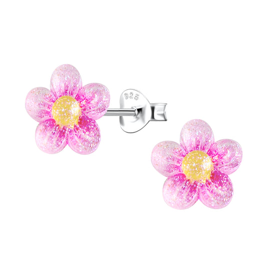 Flower stud earrings featuring pink resin flowers and 925 sterling silver settings, perfect for everyday and special occasions.